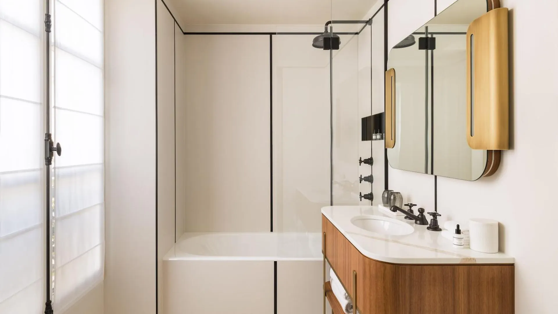 Pavillon Faubourg Saint-Germain & Spa Paris Hotel